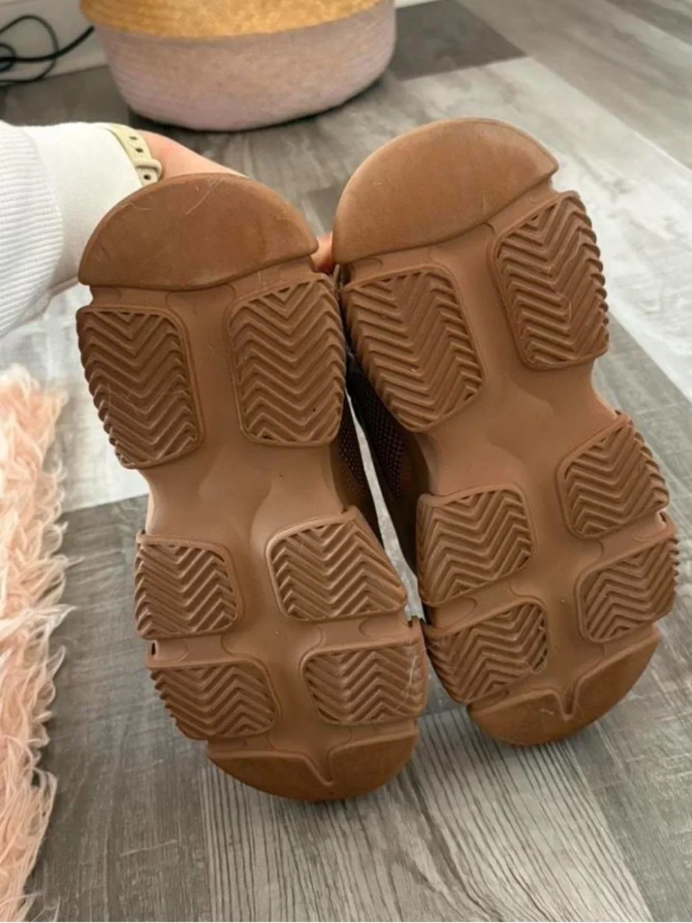 Steve Madden Possession Sneakers - Picture 4 of 8